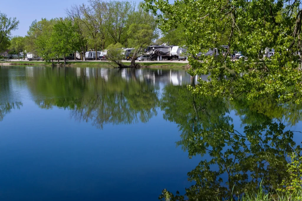 Monthly RV Parks Near Omaha: What Long-Term Guests Should Know